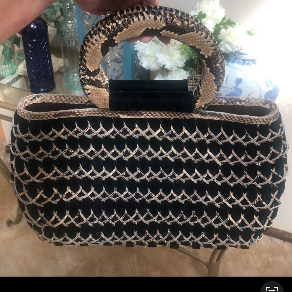 LUXURY PYTHON SNAKESKIN NANCY GONZALES BASKETWEAVE VELVET CLASSIC PURSE TOTE BAG - Picture 2 of 14